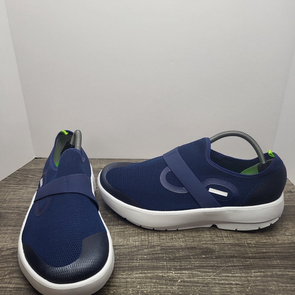 Oofos MenS Size 11 OOmg Blue Navy Lightweight Recovery Low Mesh Shoe New